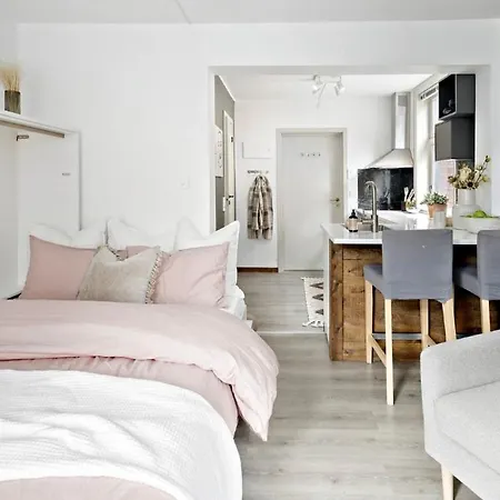 Apartment Koselig Ved Solsiden *